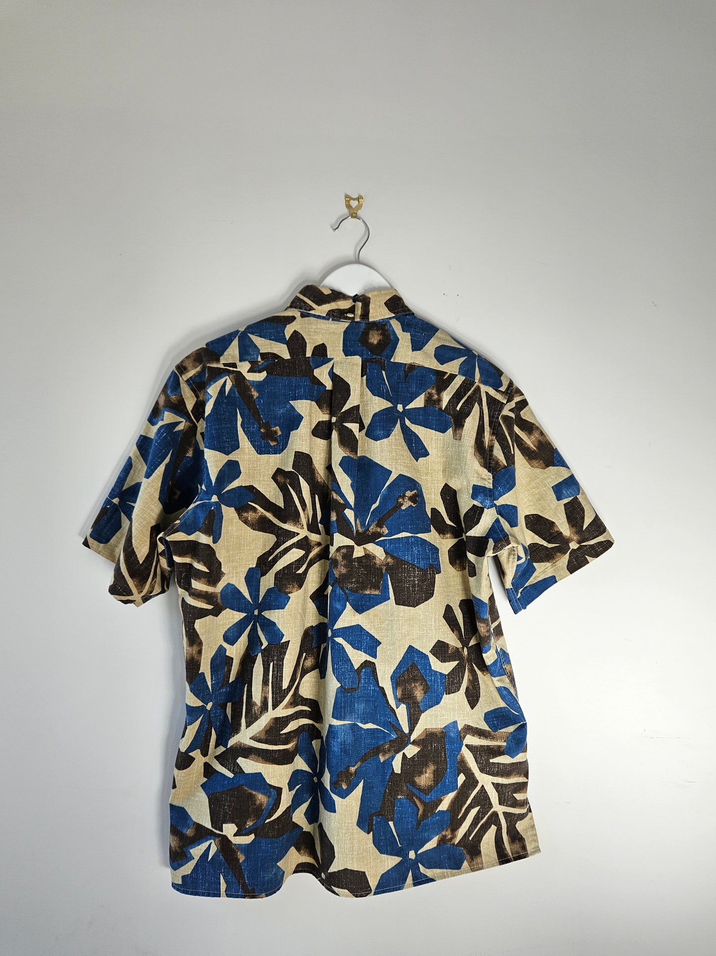 REYN SPOONER Beige-Blue Pattern Party Shirt Sz M