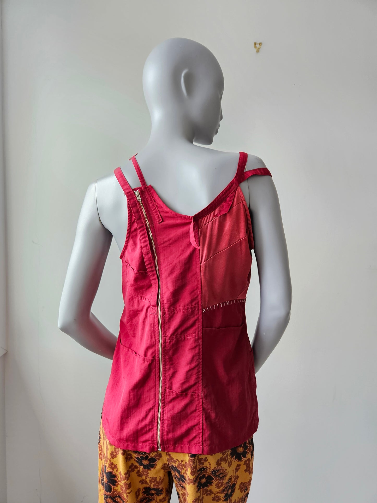 TRELISE COOPER Red Patchwork Silk Blend Vest Sz 14
