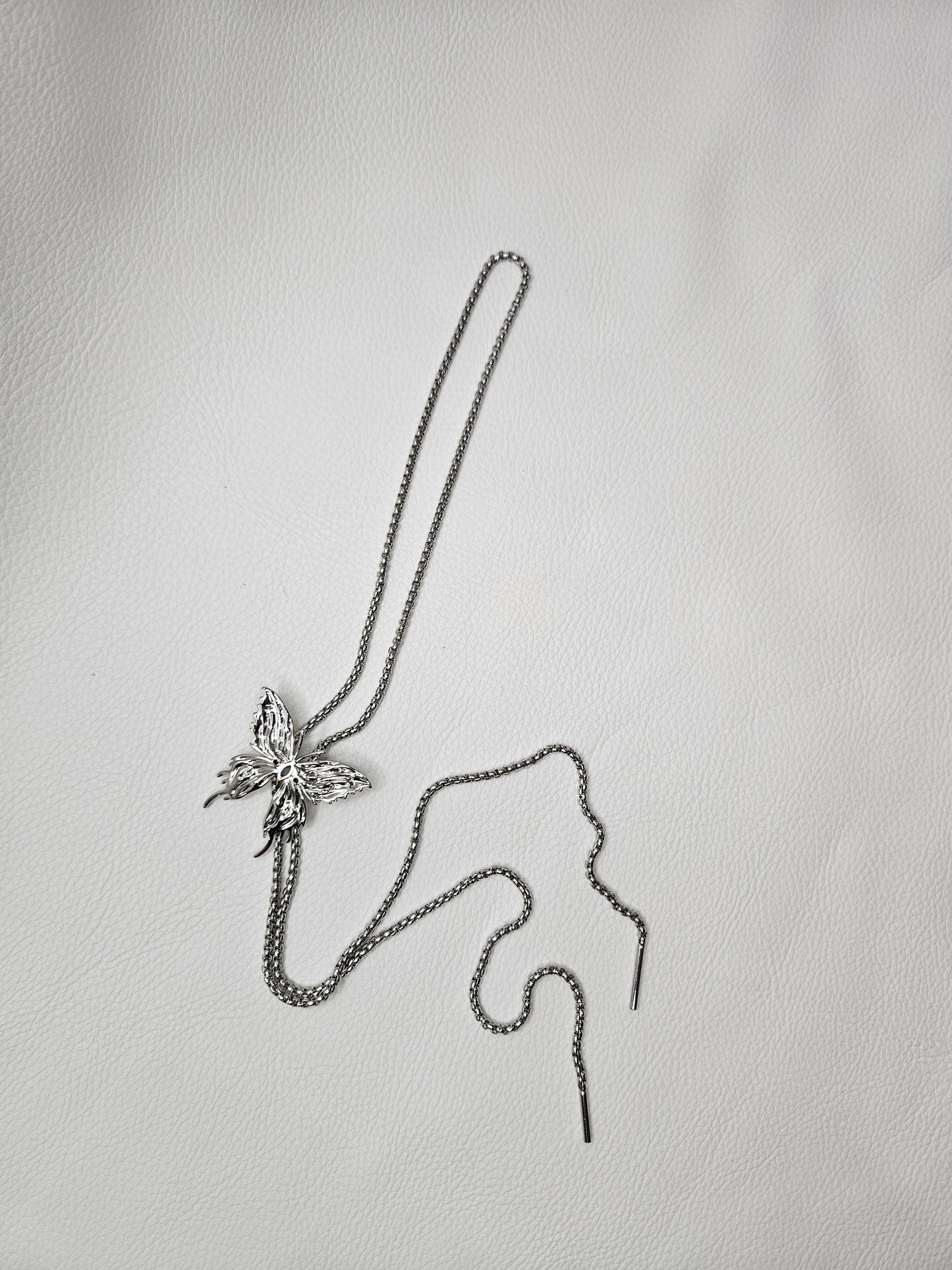 1ST XULIE Butterfly 18k Platinum Plated Neck Bolo