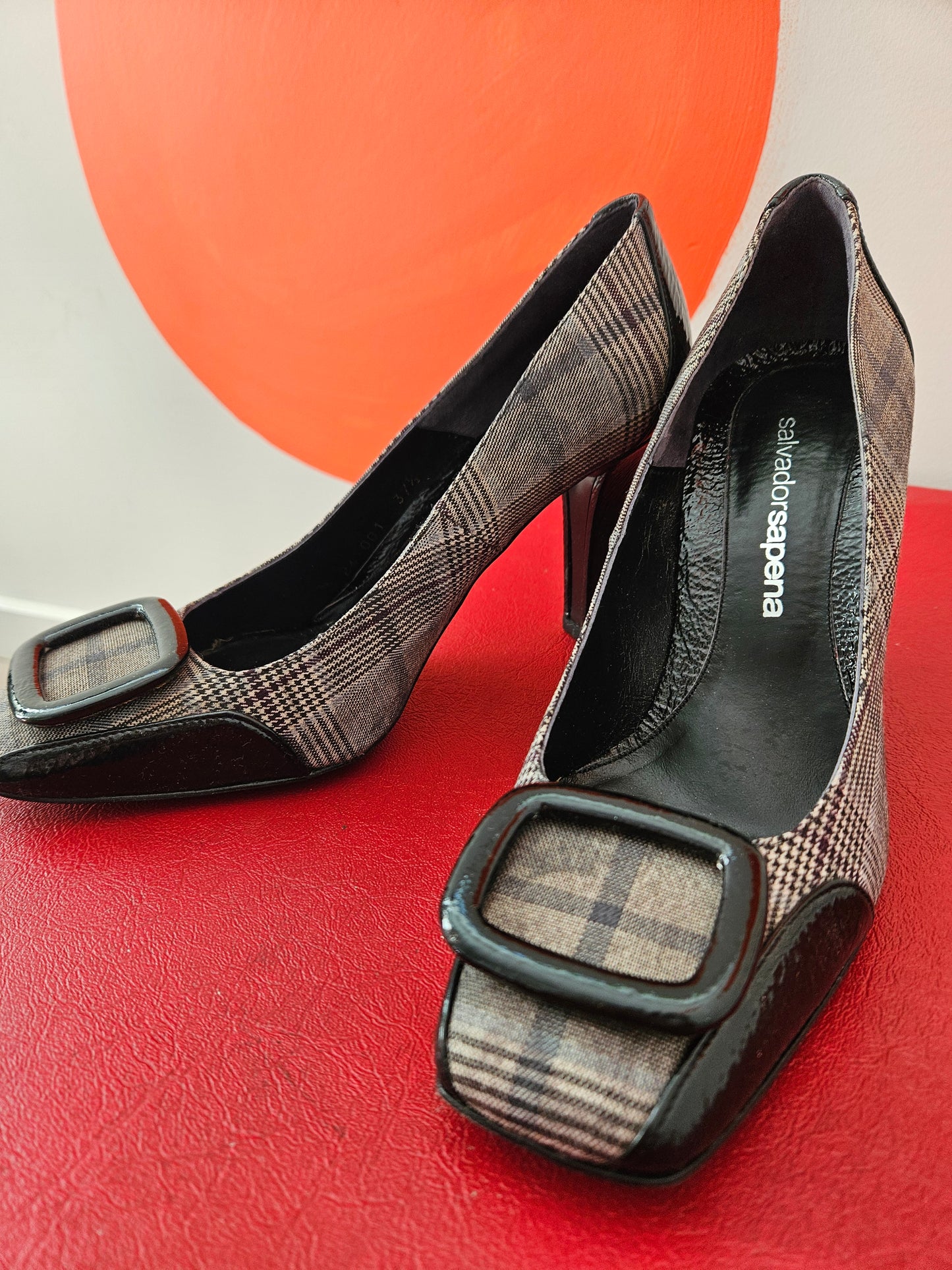 SALVADOR SAPENA Black-Tan Buckle Detail Tartan Heels Sz 37.5 NEW