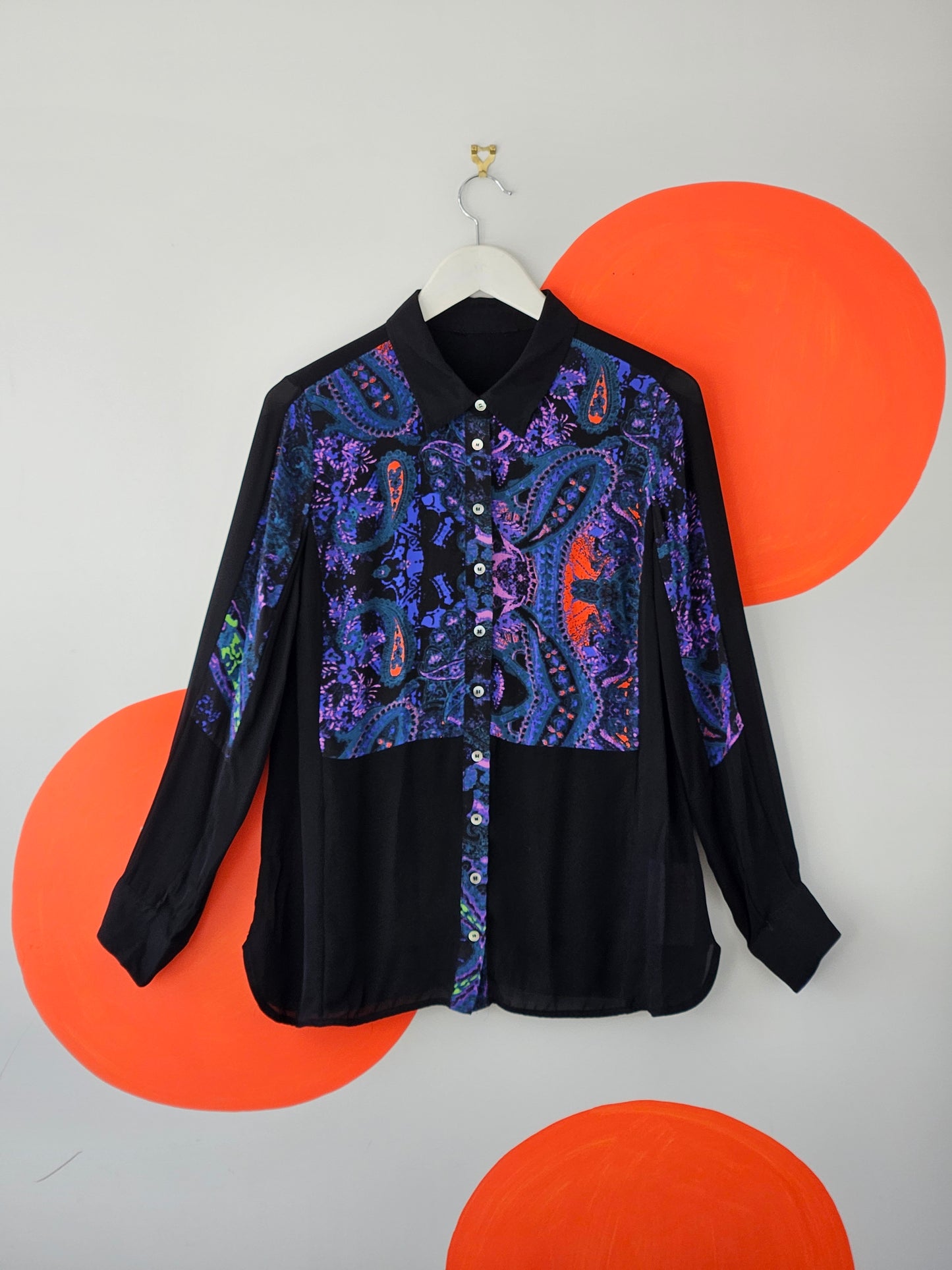 NO LABEL Silk Paisley Shirt - SIZE S