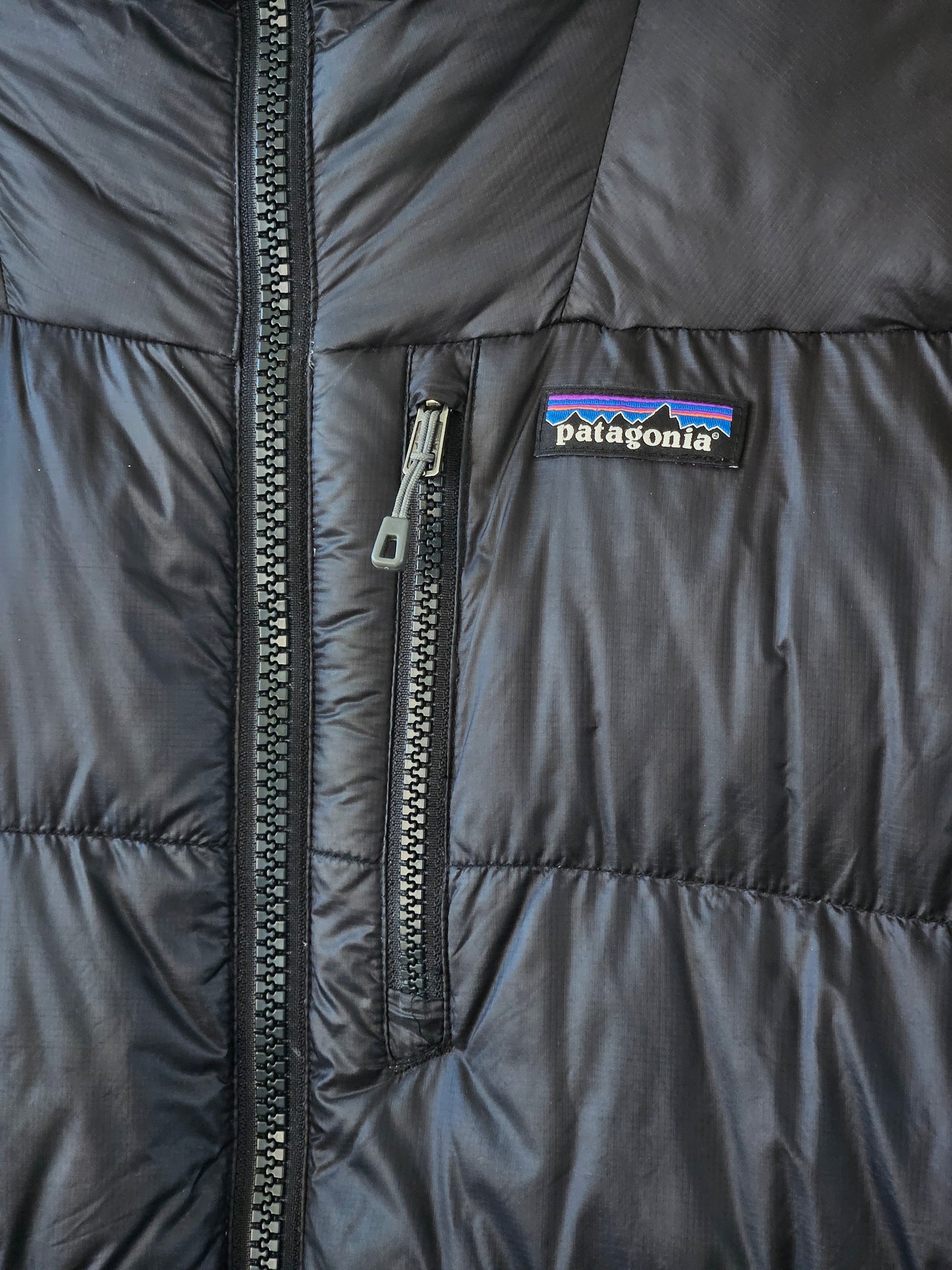 PATAGONIA Black Puffer - SIZE L