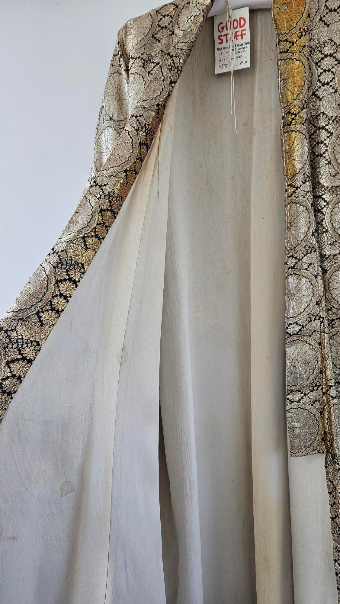 60's Vintage Japanese Gold Chrysanthemum Brocade Kimono
