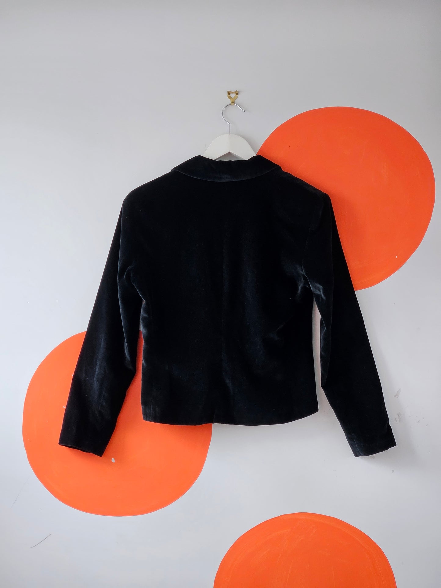 IDXU Vintage Black Velvet Crop Blazer