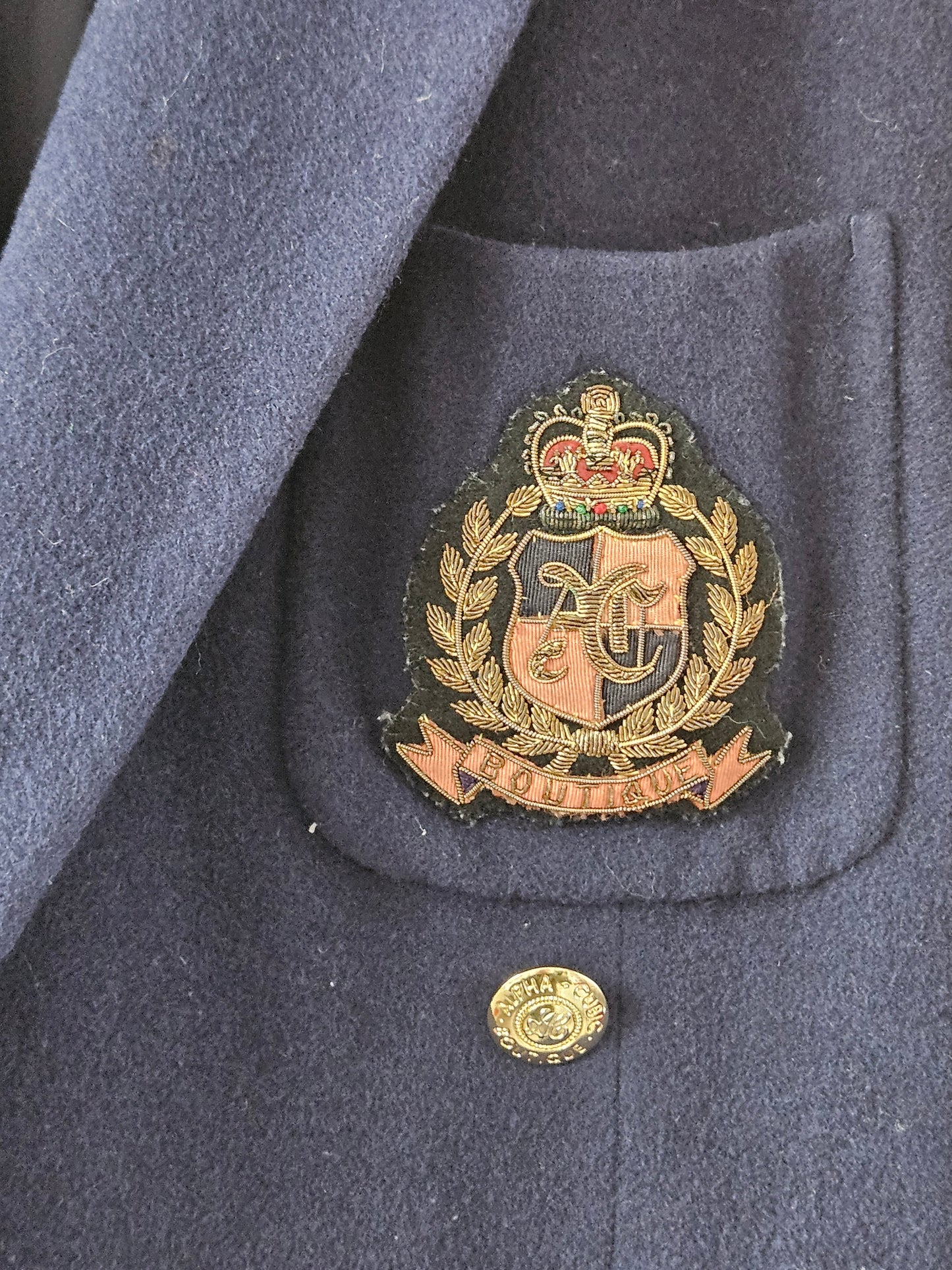 Alpha Cubic Boutique Japanese Vintage Navy Crest Blazer