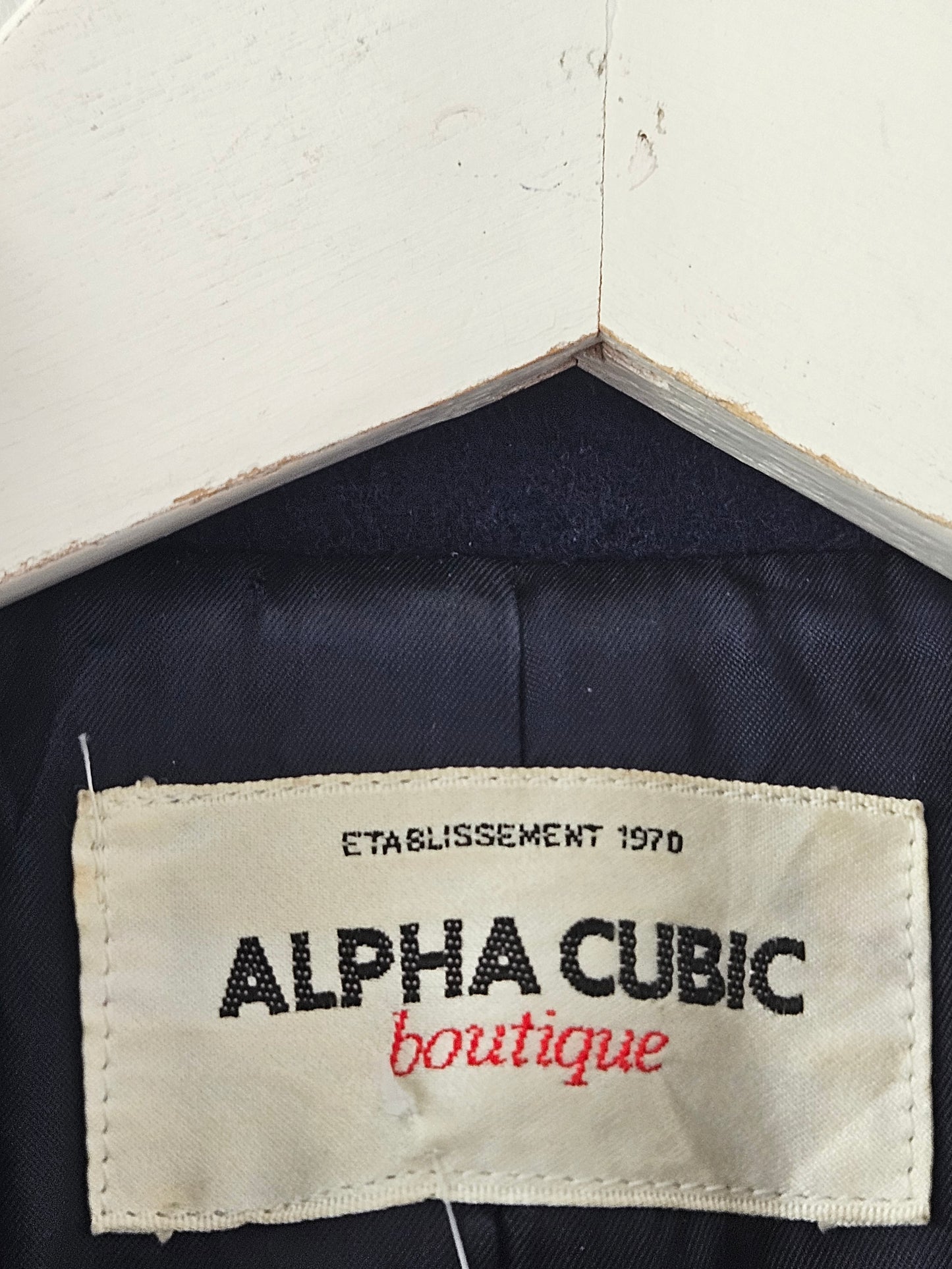 Alpha Cubic Boutique Japanese Vintage Navy Crest Blazer