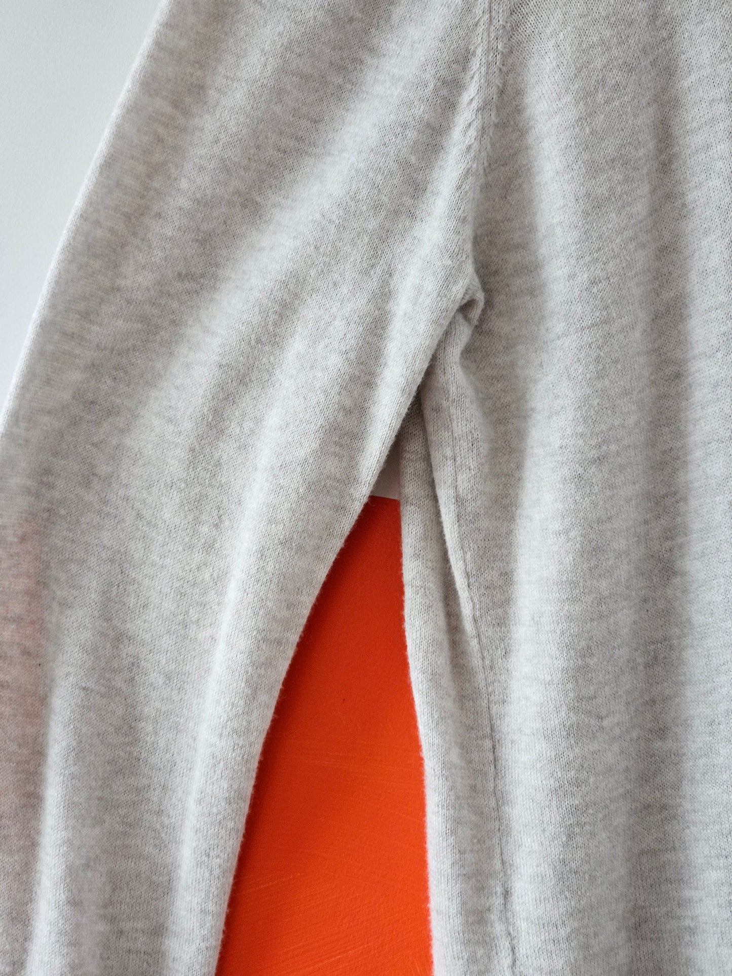 Jhl By Juliette Hogan Grey Cashmere Blend Knit Top