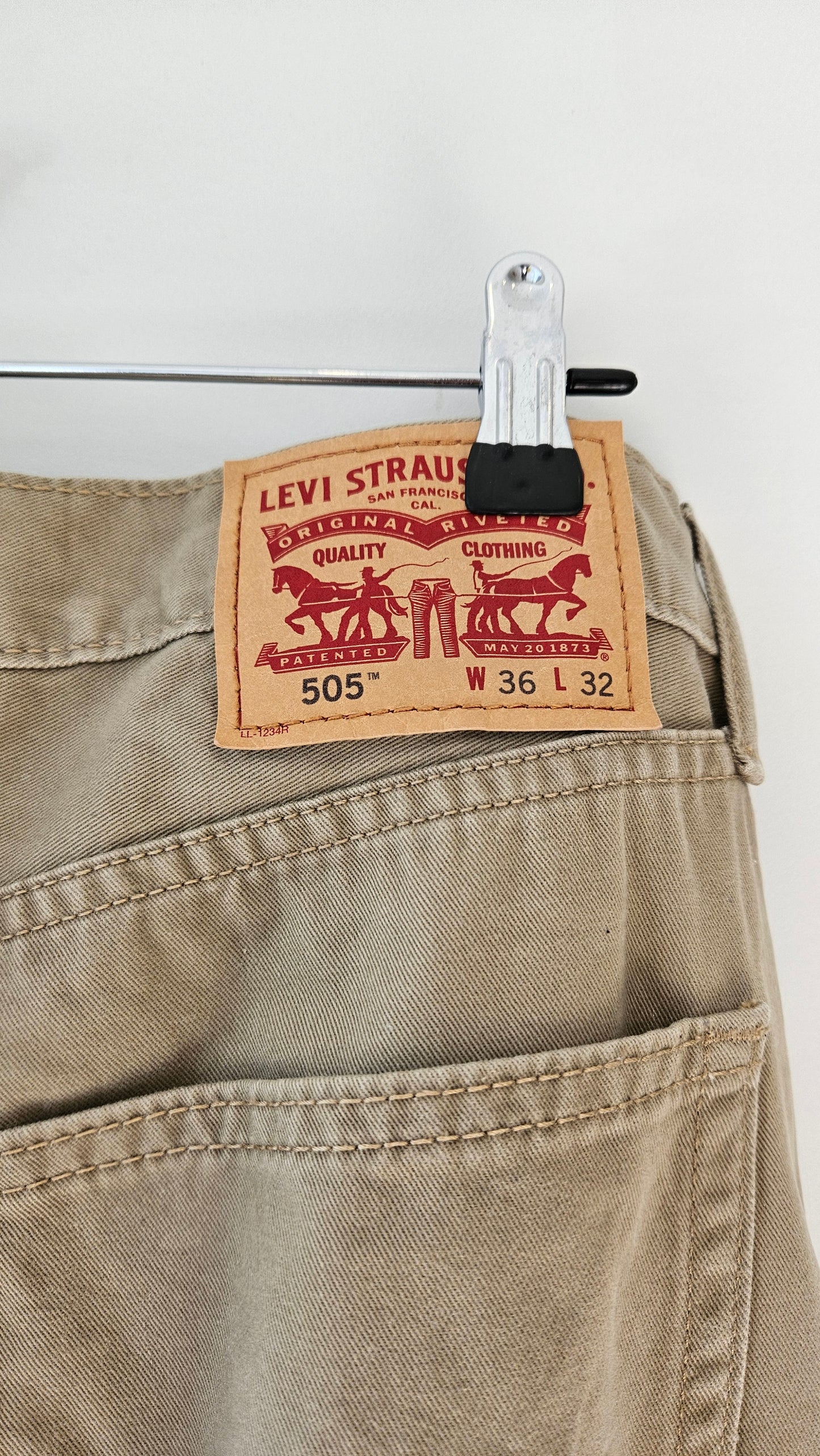 LEVI'S Beige Jeans szW36L32