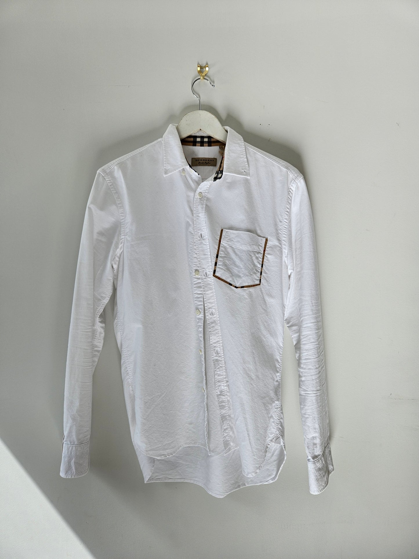BURBERRY London White Button Up Shirt szL