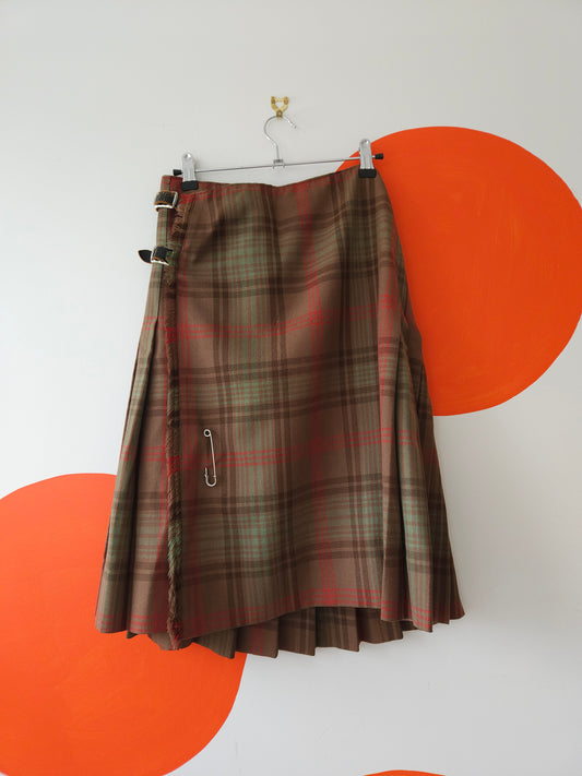 VINTAGE Red-Brown Tartan Wool Kilt With Matching Turn-Back Bonnet Sz S