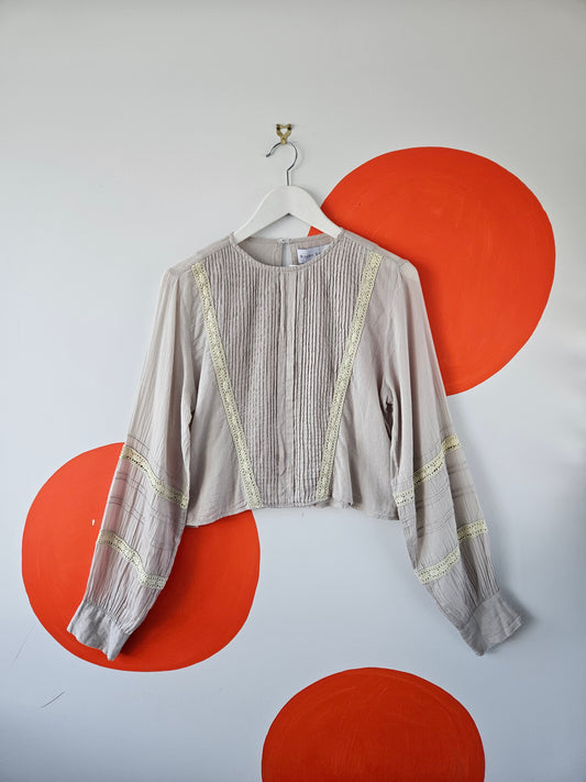 Rough Studios Beige Cotton Pleated Blouse | 8 / S