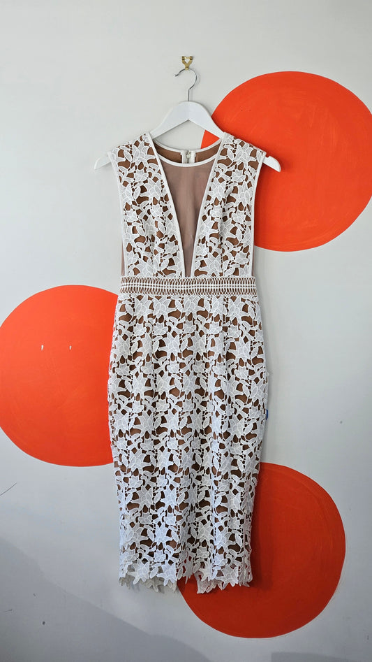 MINISTRY OF STYLE Bronx Lace Dress - SIZE 8