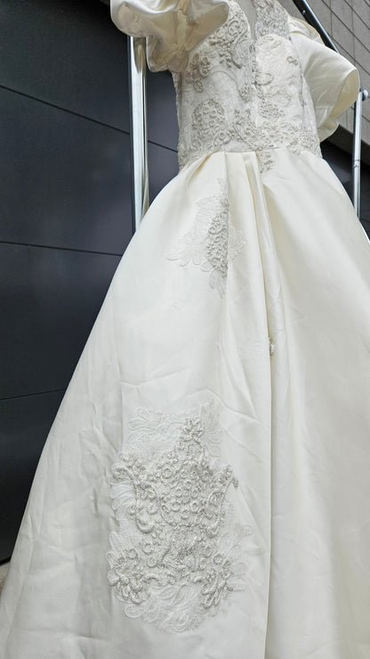Wedding Dress with long train