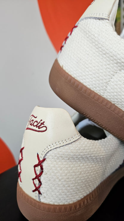 Hector Maden - Retro German Army Trainer