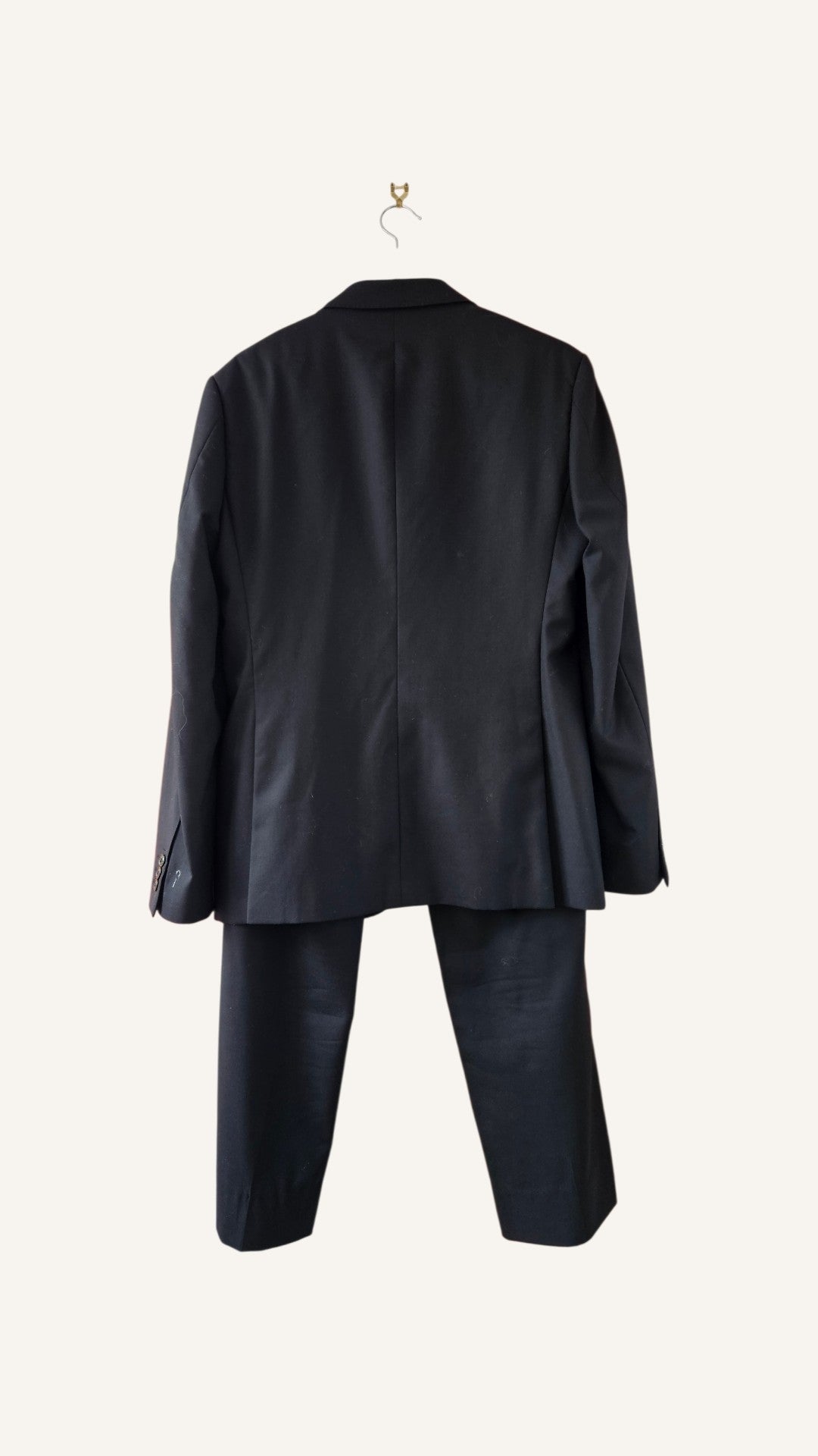 Wynn Hamlyn Full Suit