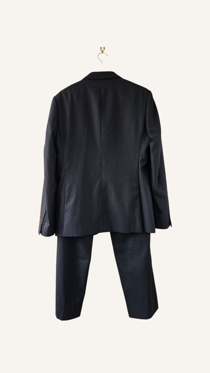 Wynn Hamlyn Full Suit
